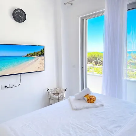 Sea View With Balcony In Durres 109 *